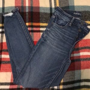 Women’s American Eagle Jeans